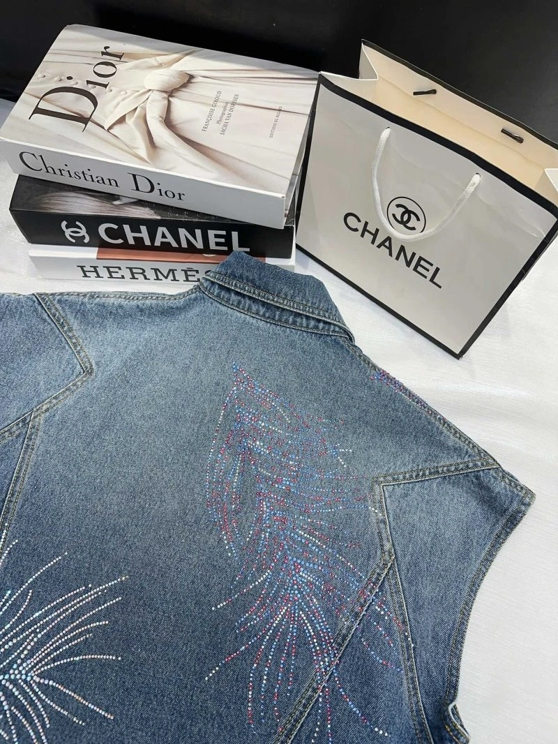 WeatherProof Chanel Vest 107714