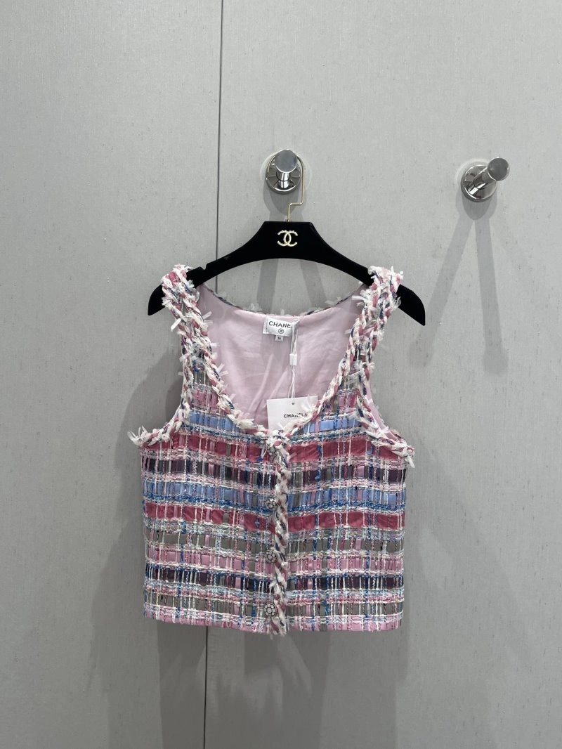 Sleek Chanel Vest 107736