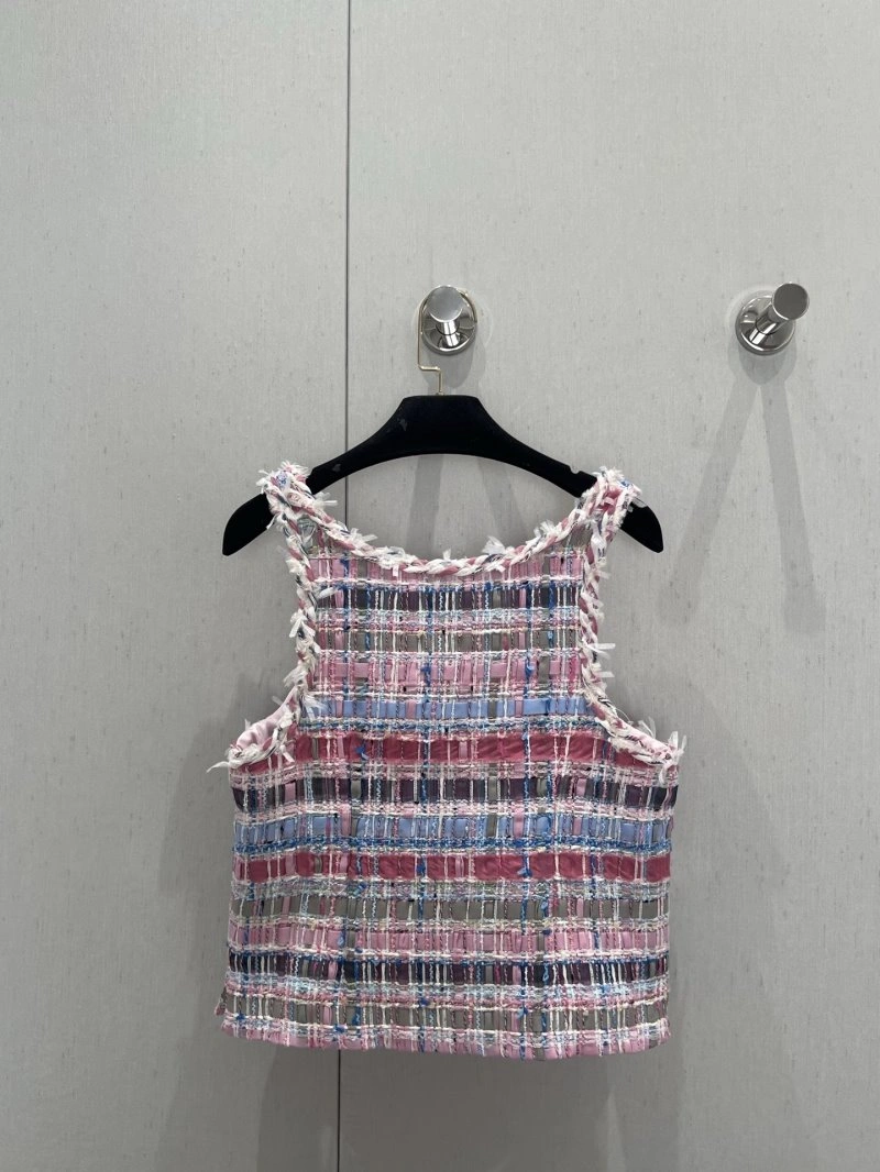 Sleek Chanel Vest 107736