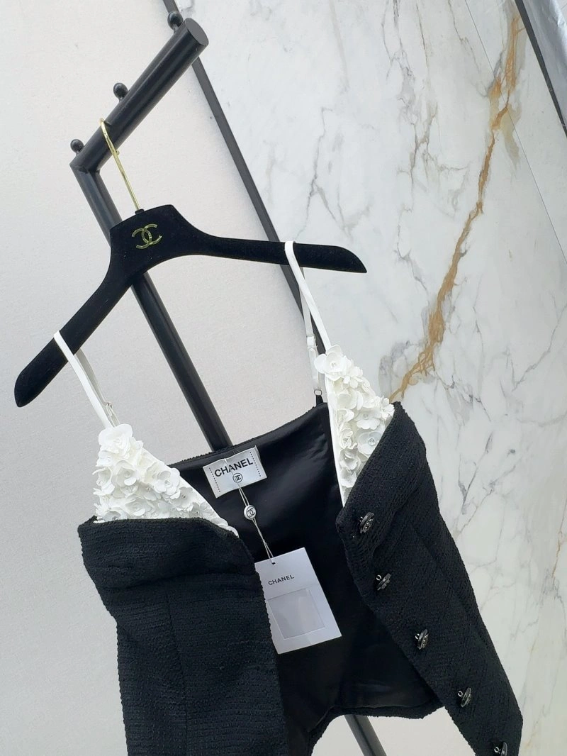 Reliable Chanel Vest 107731