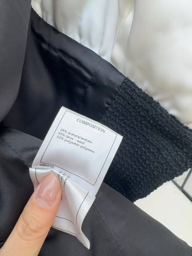 Reliable Chanel Vest 107731