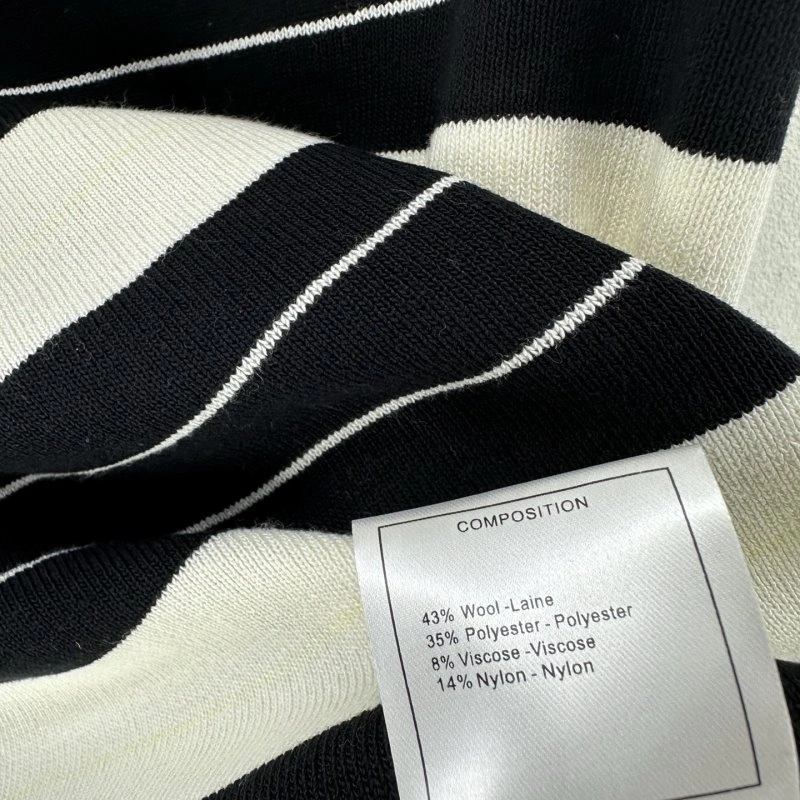 Minimalist Chanel Vest 107710