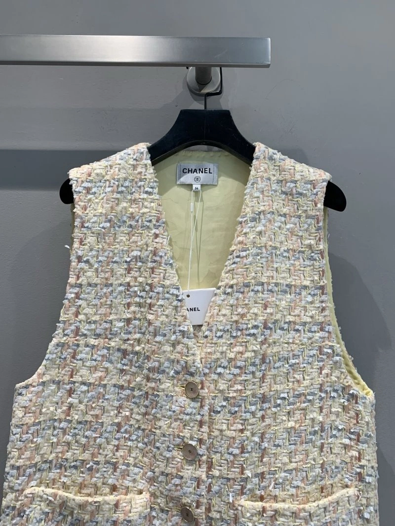 Cozy Chanel Vest 107733