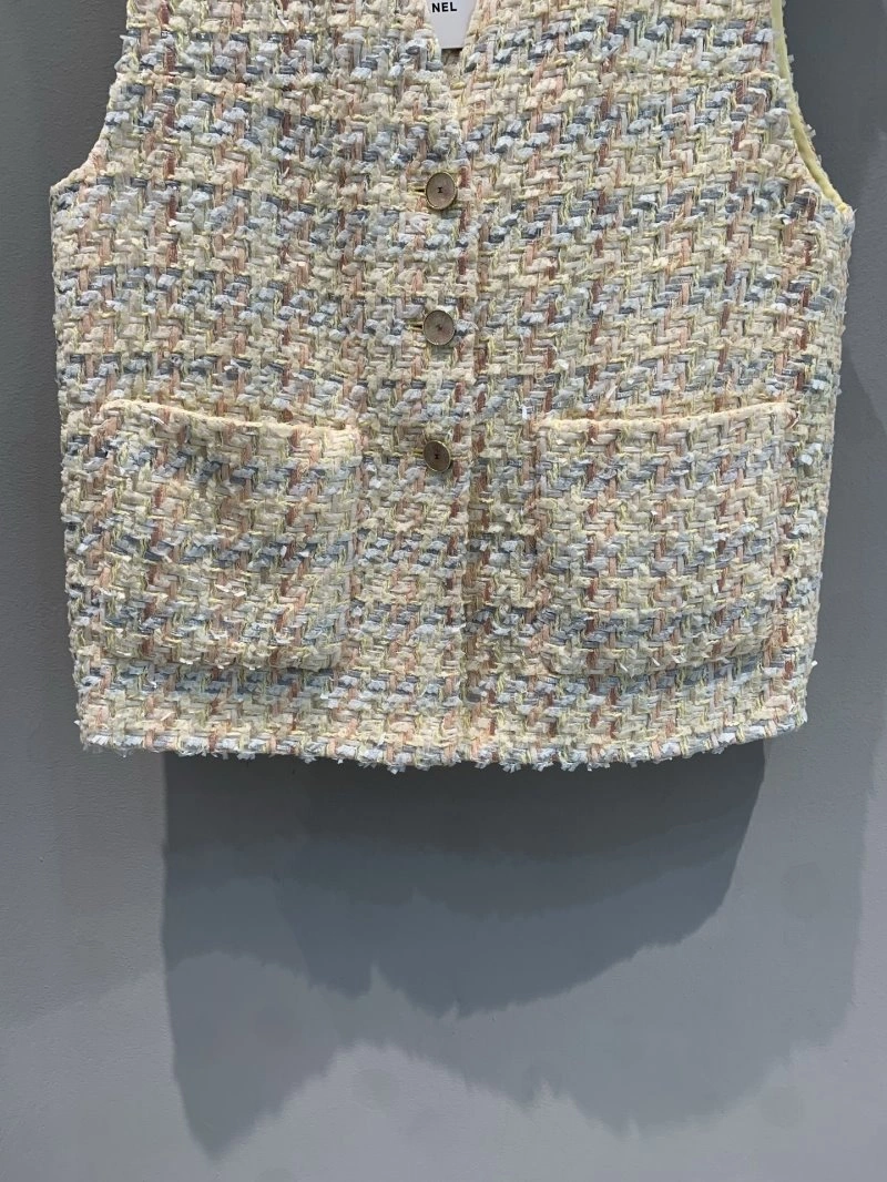 Cozy Chanel Vest 107733
