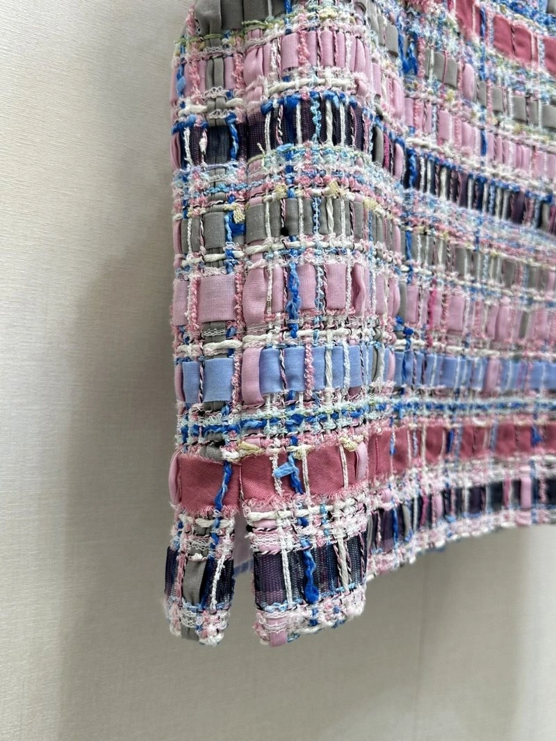 Bold Chanel Vest 107734