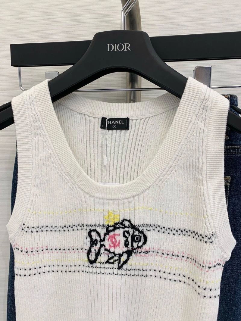 Snug Chanel Vest 107711