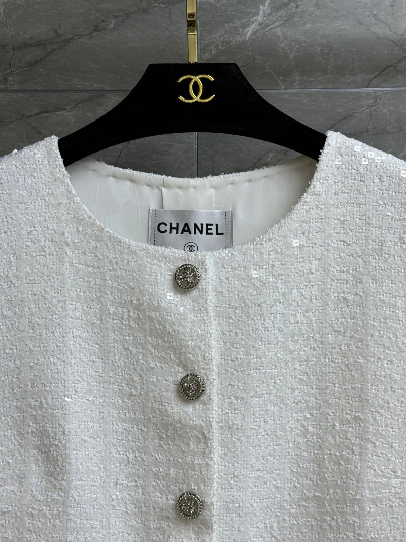 Chanel Vest Snug 107700