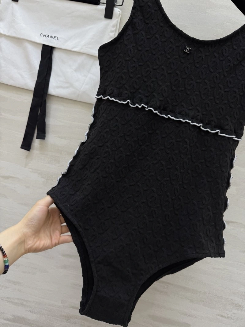 Chanel Vest Cozy 107695