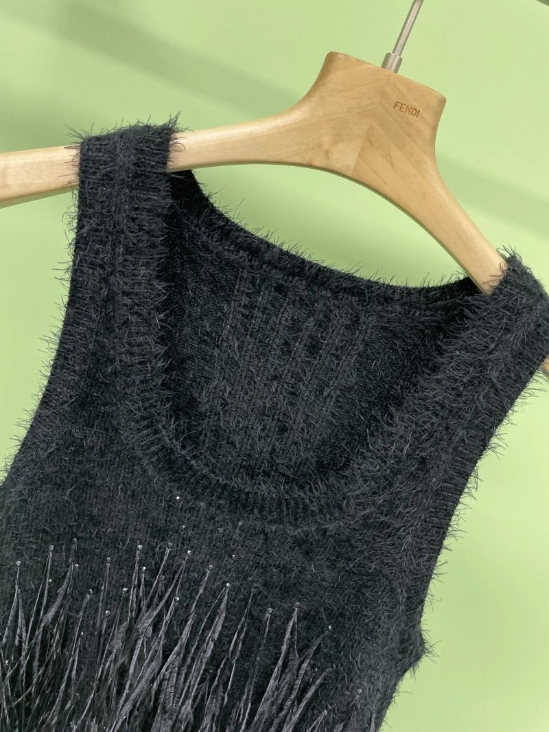 Sporty Chanel Vest 107677
