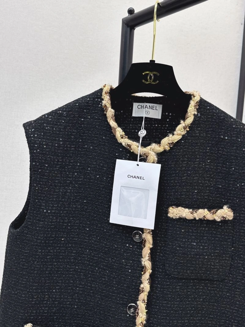 Chanel Vest Bold 107690