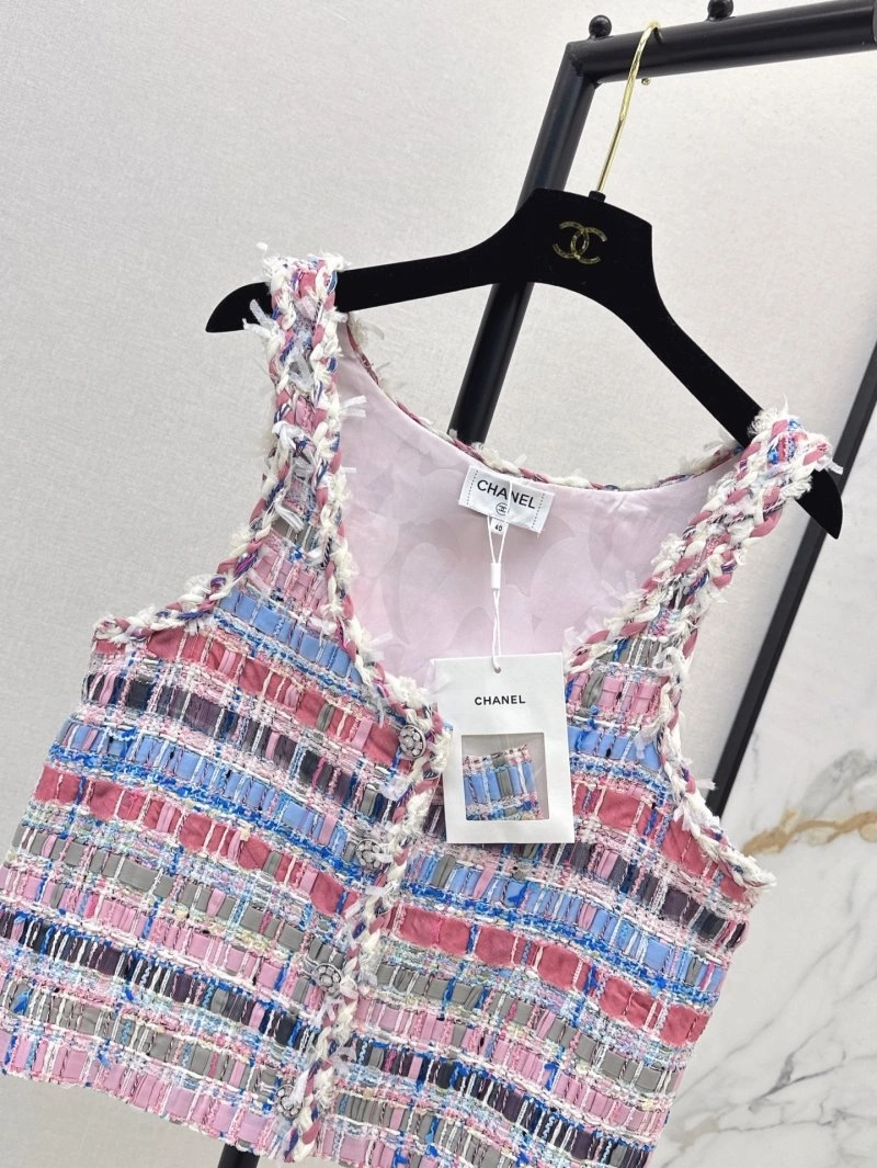 Chanel Vest FashionForward 107667