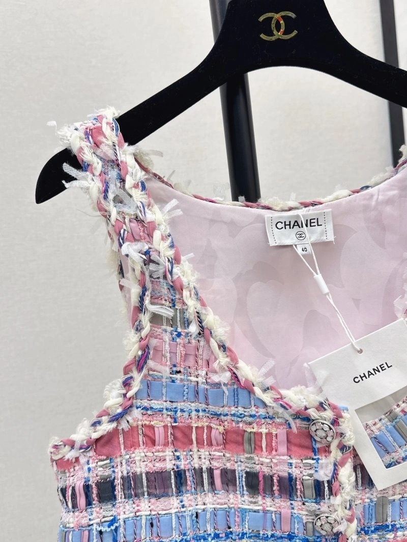 Chanel Vest FashionForward 107667