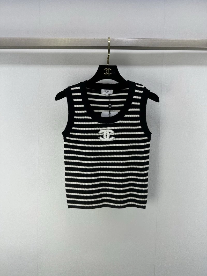 WellDesigned Chanel Vest 107661