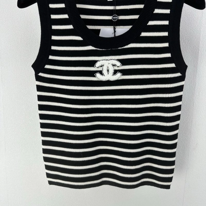WellDesigned Chanel Vest 107661