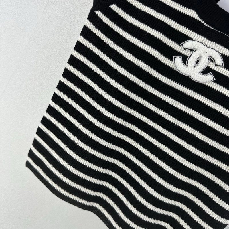 WellDesigned Chanel Vest 107661