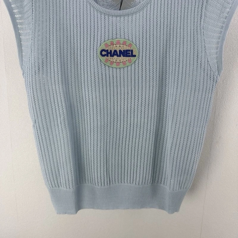 Chanel Vest Contemporary 107646