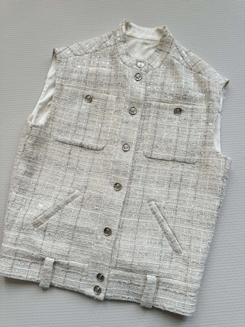 Chanel Vest Comfortable 107643