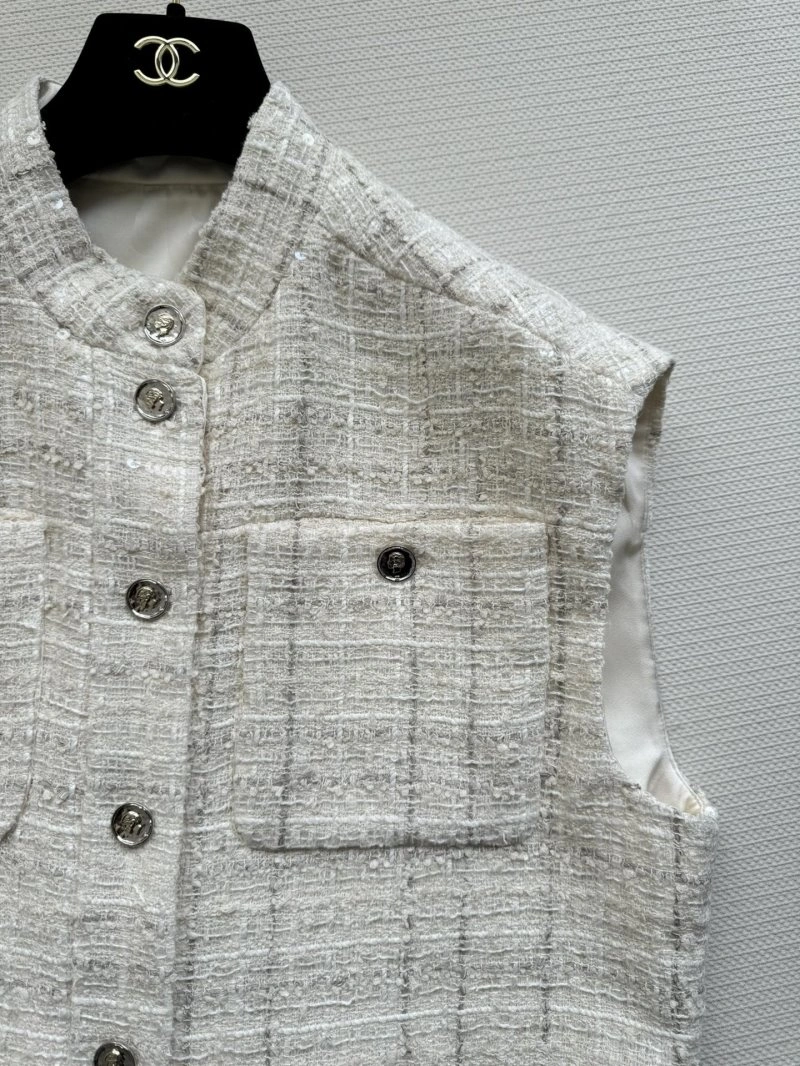 Chanel Vest Comfortable 107643