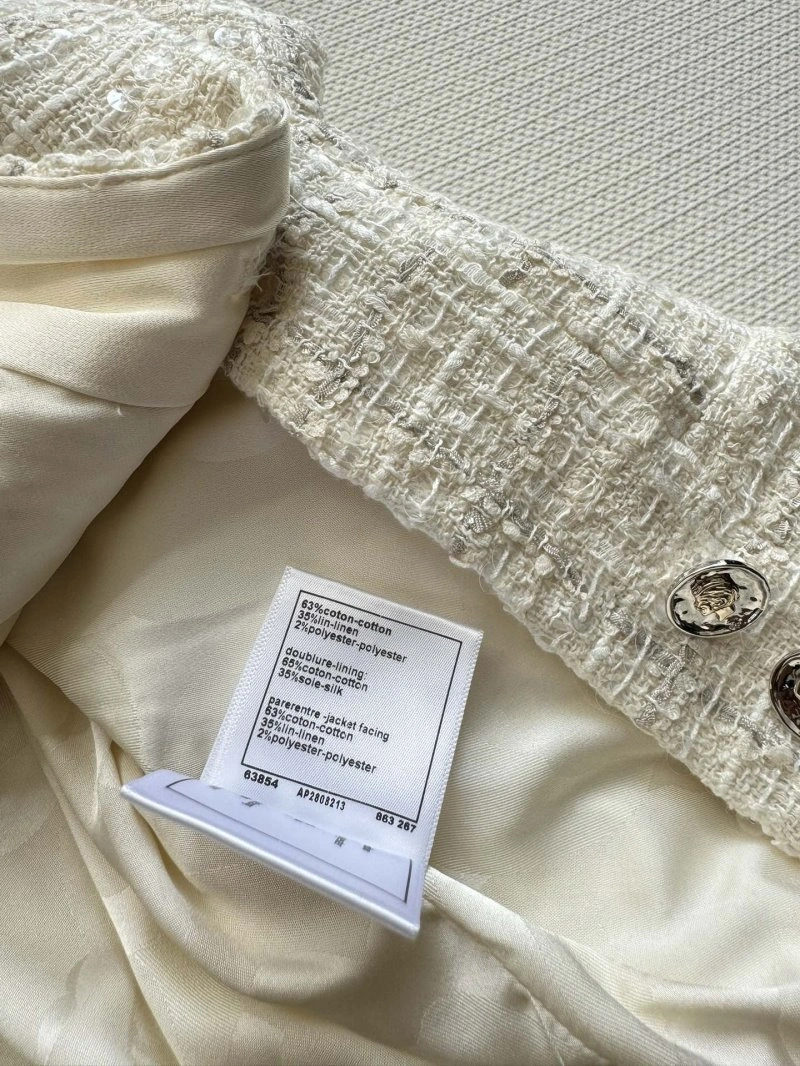 Chanel Vest Comfortable 107643