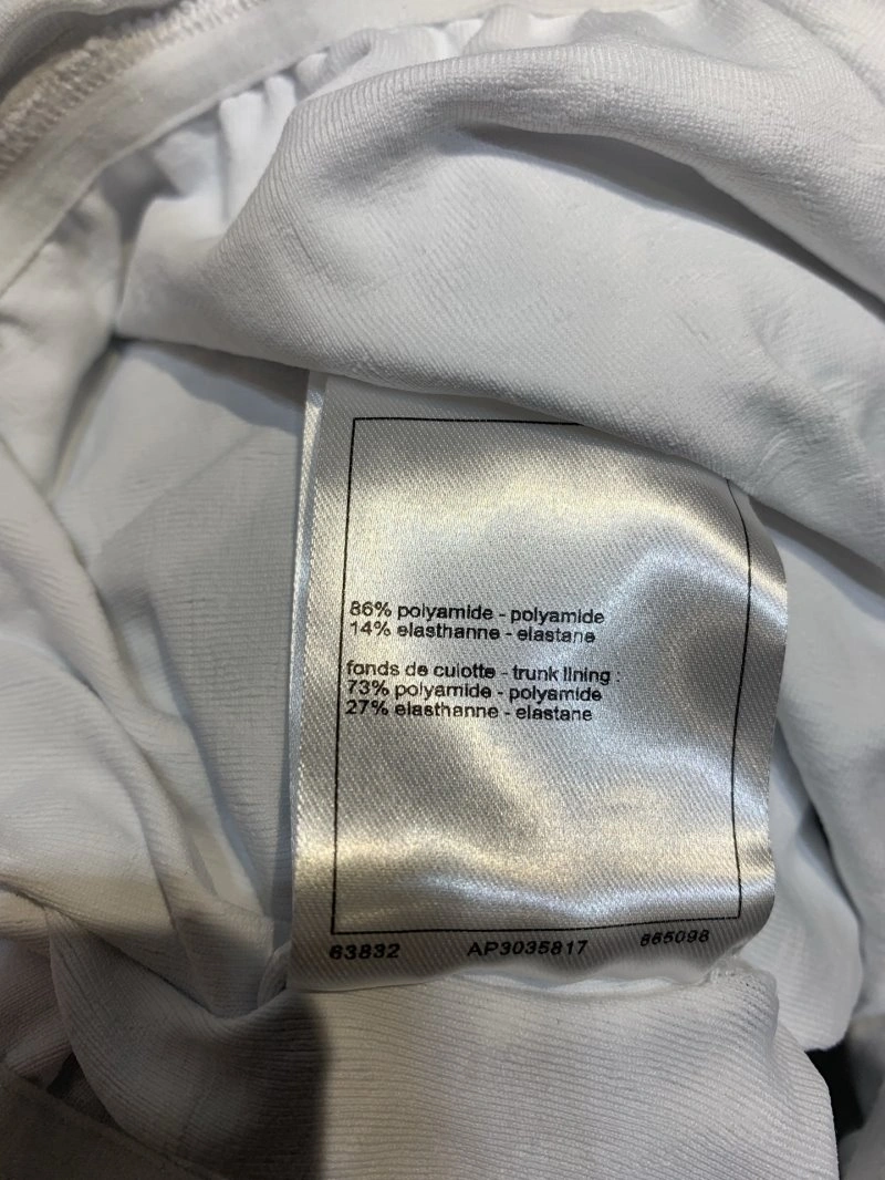 Durable Chanel Vest 107638