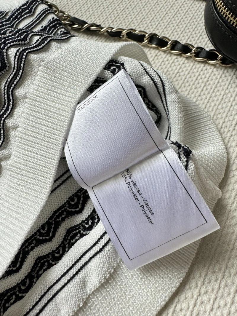 Sleek Chanel Vest 107631