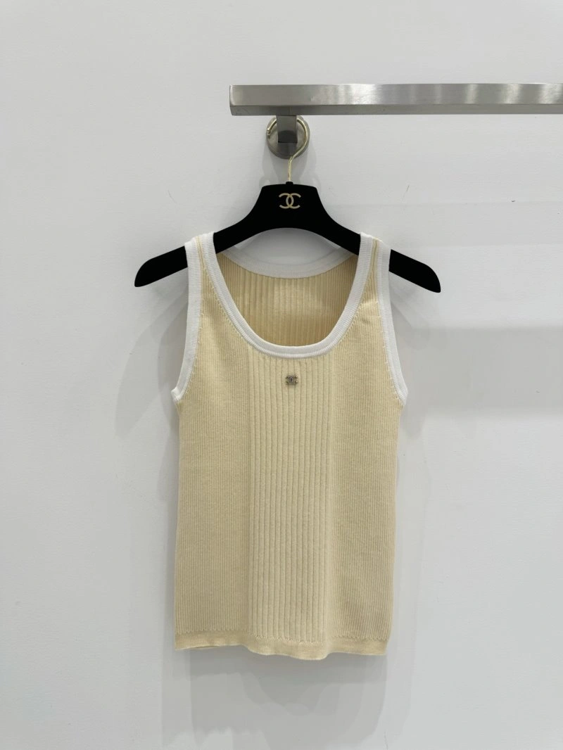 Chanel Vest GoAnywhere 107647