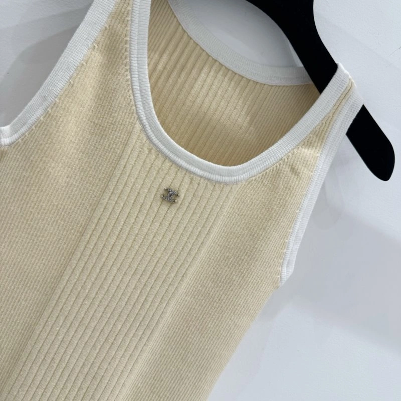 Chanel Vest GoAnywhere 107647