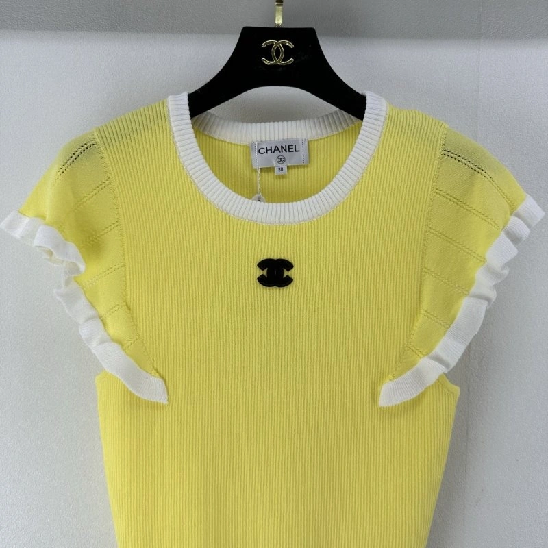 Chanel Vest Affordable 107622