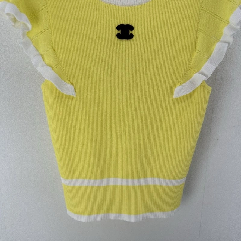 Chanel Vest Affordable 107622