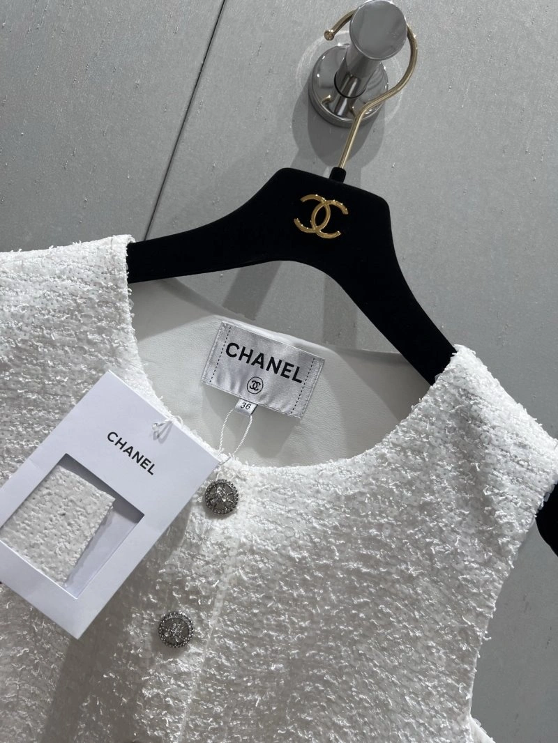 Chanel Vest Supportive 107610