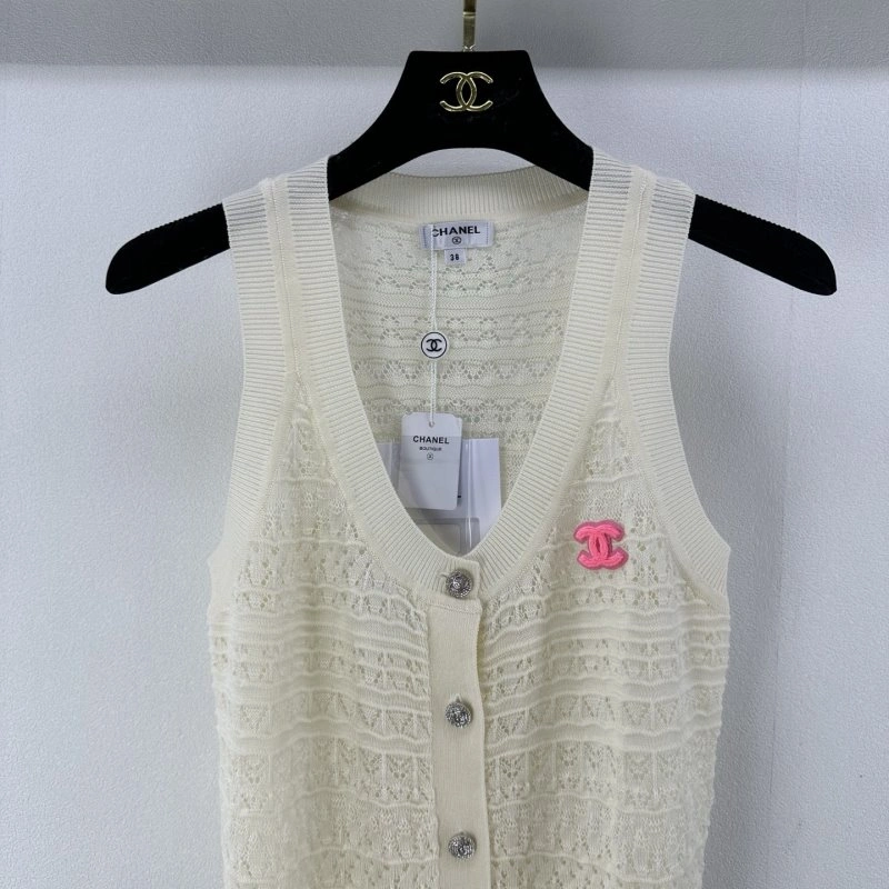 Minimalist Chanel Vest 107607