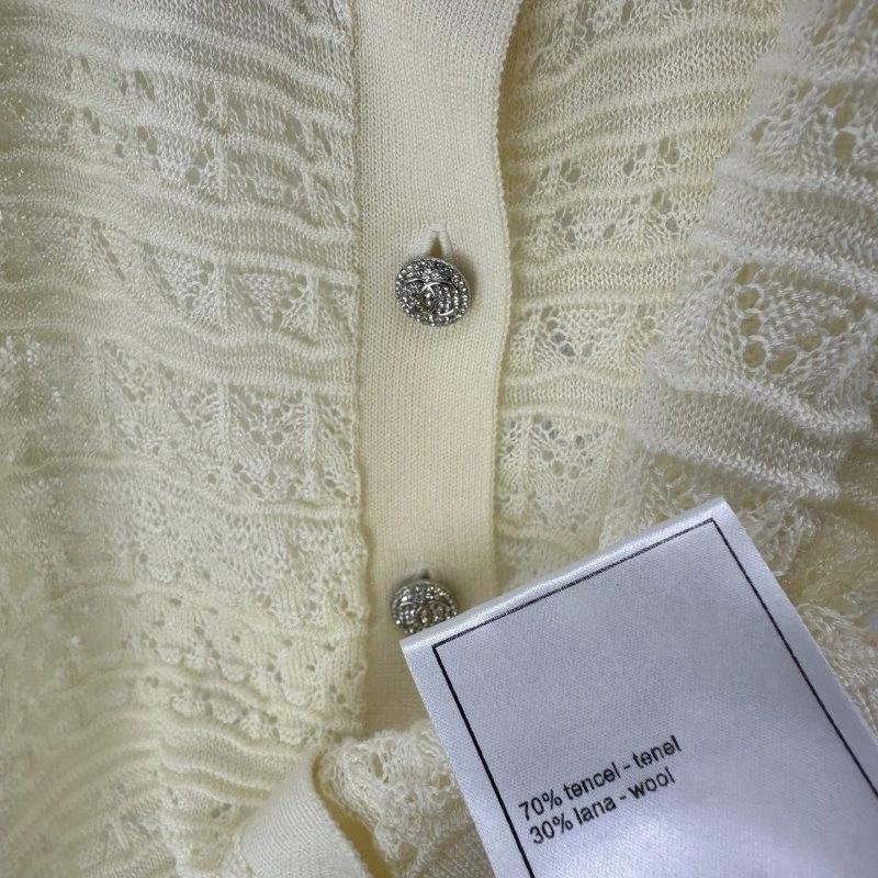 Minimalist Chanel Vest 107607