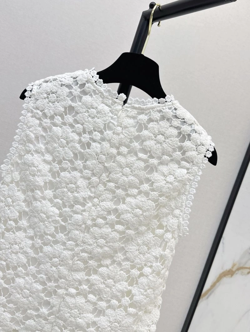 Chanel Vest ModernLook 107585