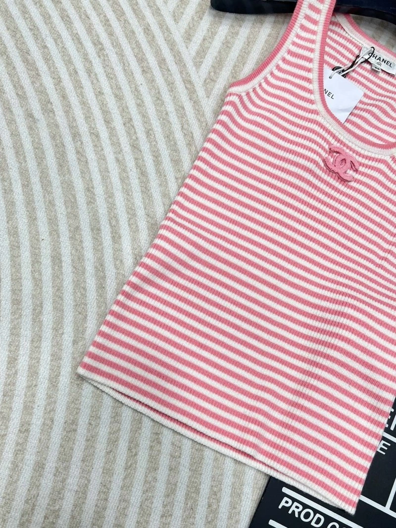 Refined Chanel Vest 107575
