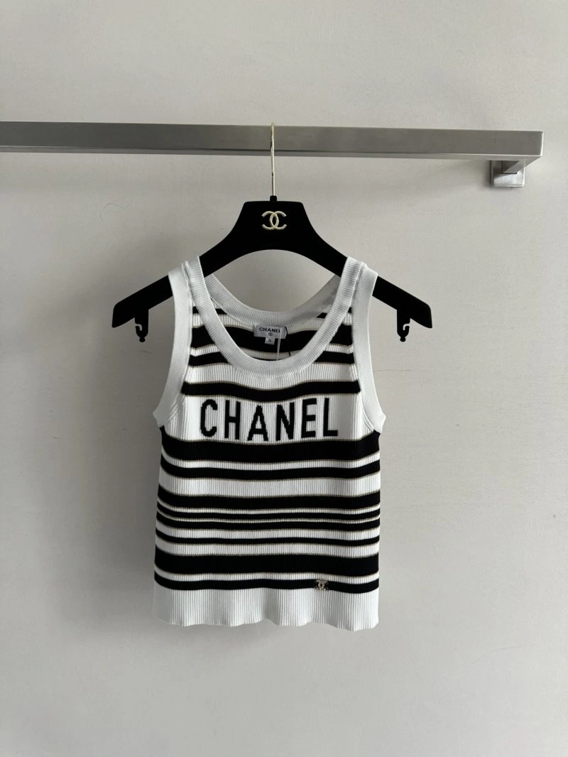 WaterResistant Chanel Vest 107567