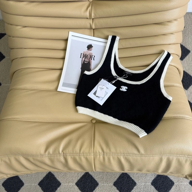 Chanel Vest Bold 109602