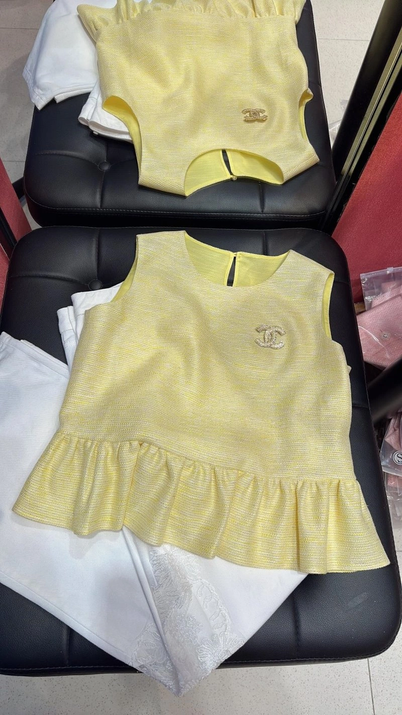 Breathable Chanel Vest 109564