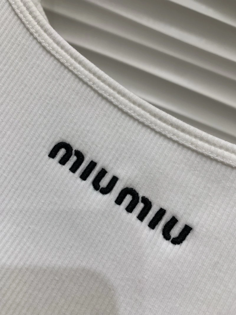 Premium Chanel Vest 109589