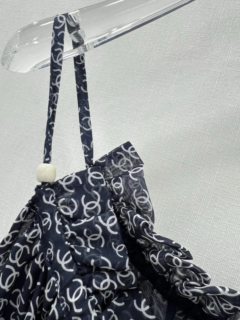 Versatile Chanel Vest 109563