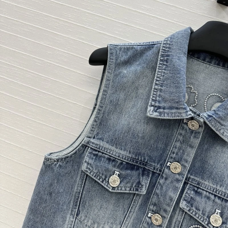 Elegant Chanel Vest 109577