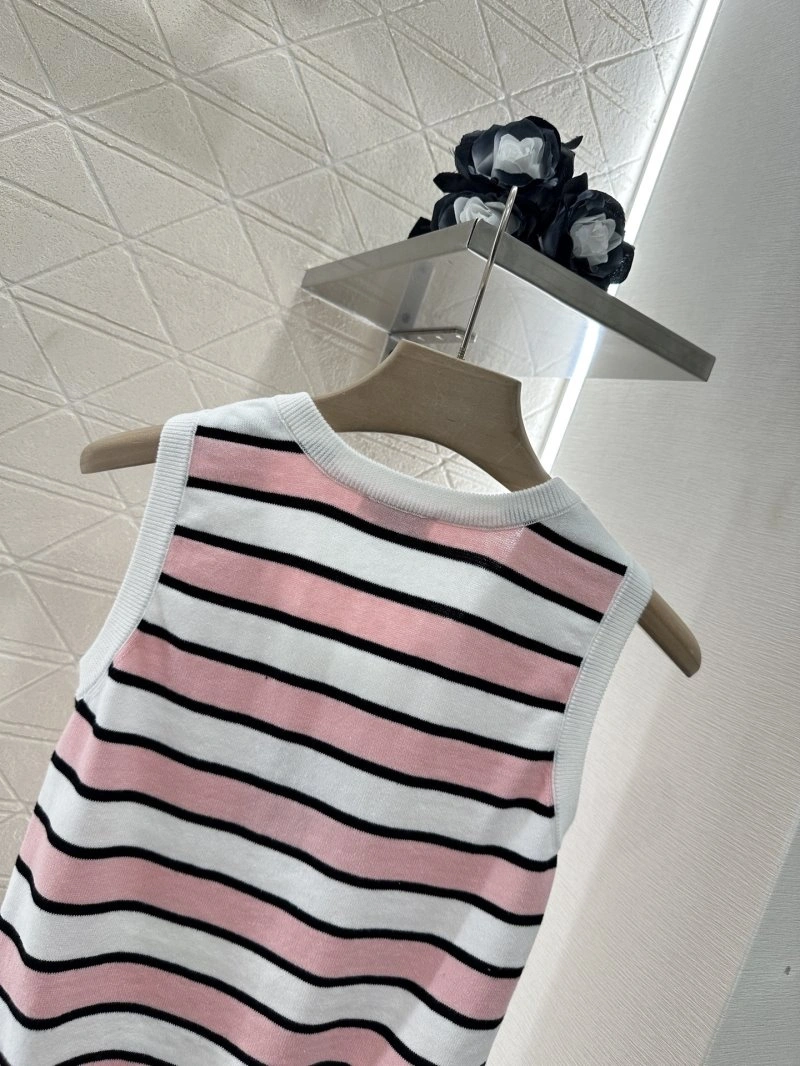 Chanel Vest EasyMatch 109561