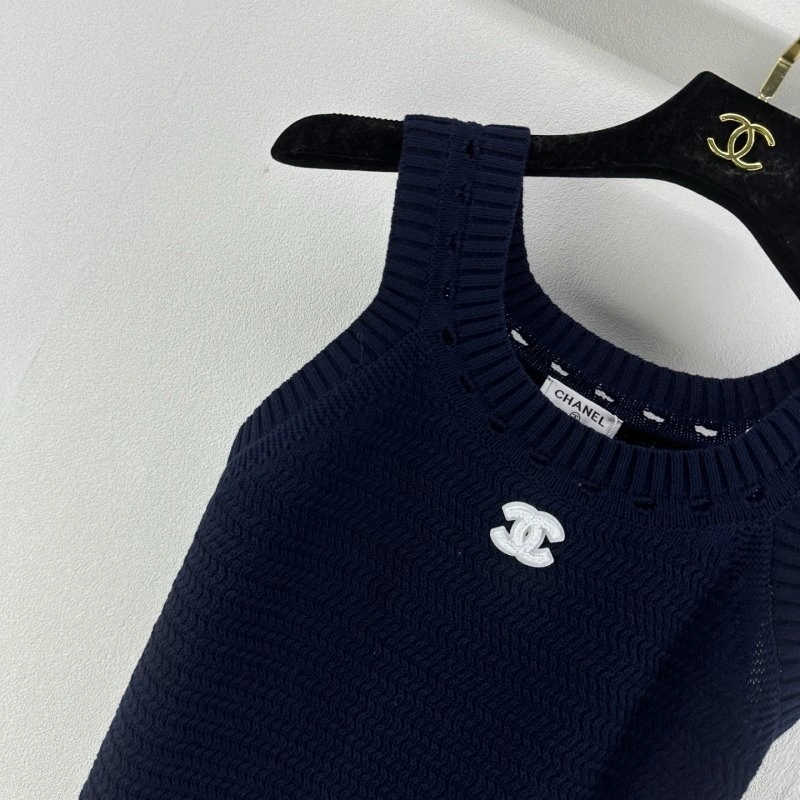 Durable Chanel Vest 109549
