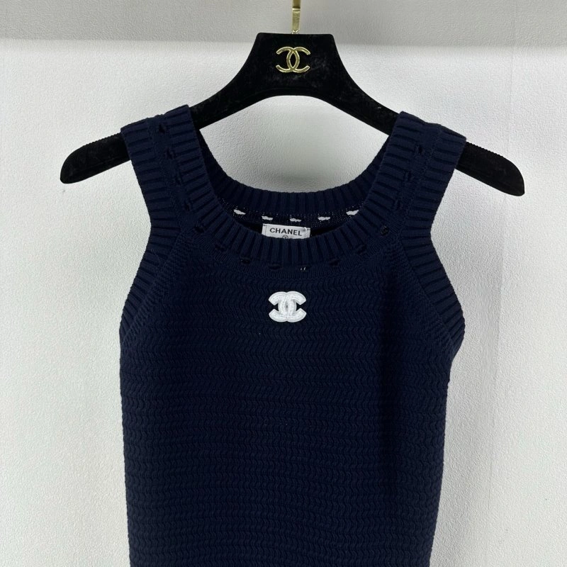Durable Chanel Vest 109549