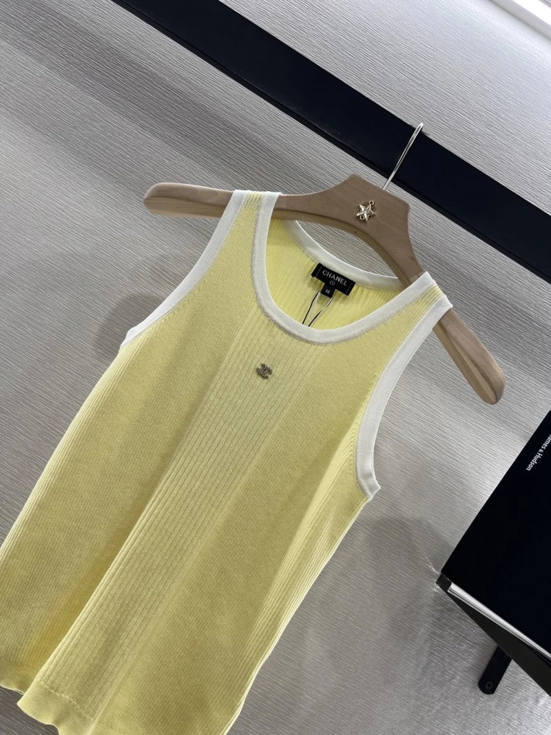 Chanel Vest Seasonal 109538