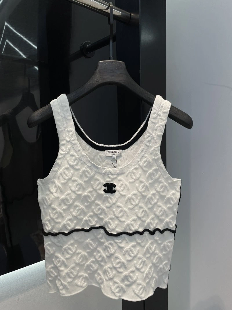 Chanel Vest FashionForward 109522
