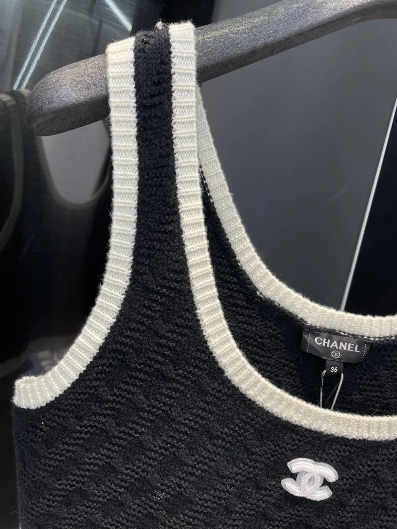 Chanel Vest Timeless 109540