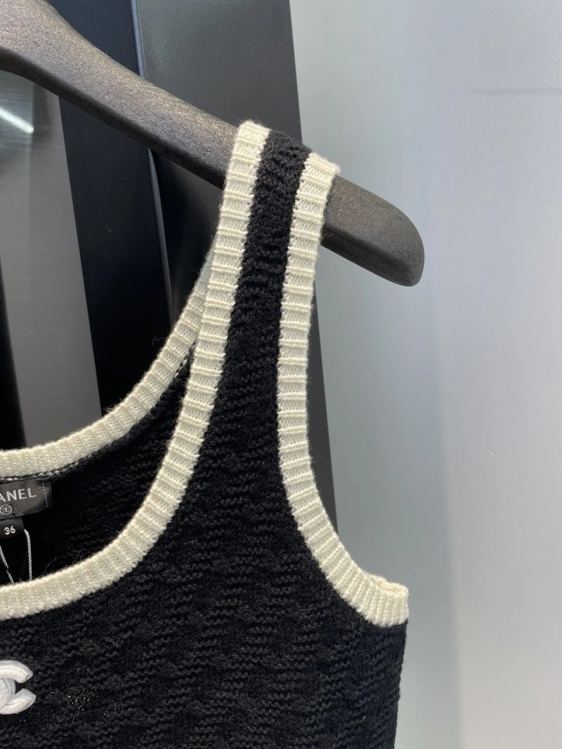 Chanel Vest Timeless 109540