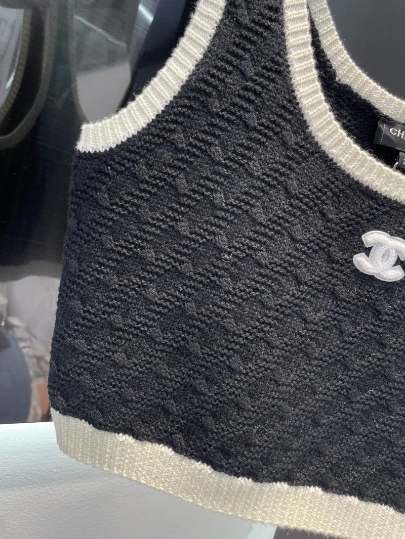 Chanel Vest Timeless 109540