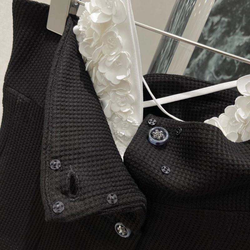 Chanel Vest Minimalist 109389