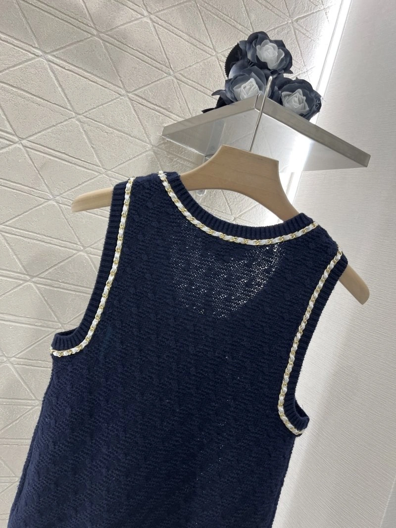 Chanel Vest Stretchable 109385